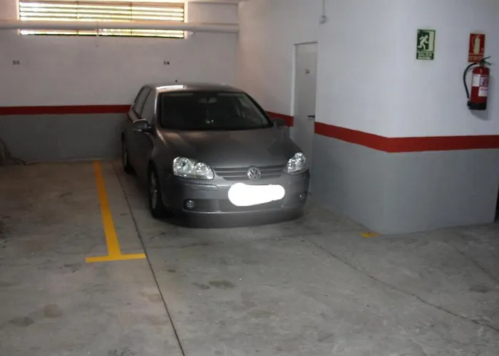 Lägenhet With A Serene Ocean And Mountain View *