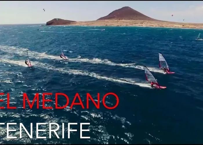 With A Serene Ocean And Mountain View Lägenhet