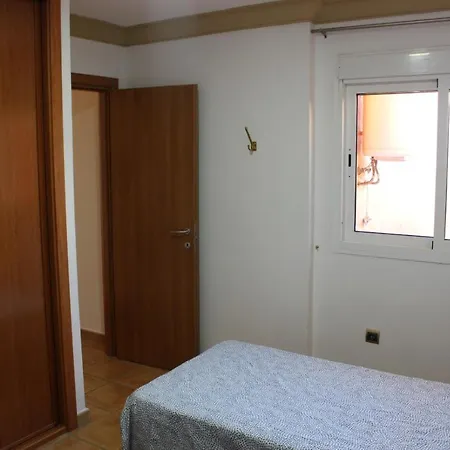 With A Serene Ocean And Mountain View Appartement Costa Adeje (Tenerife)