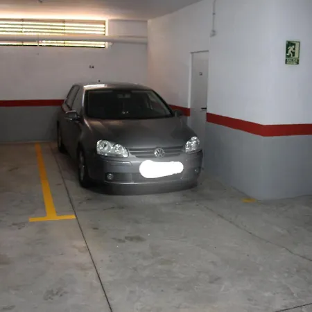 Appartement With A Serene Ocean And Mountain View *