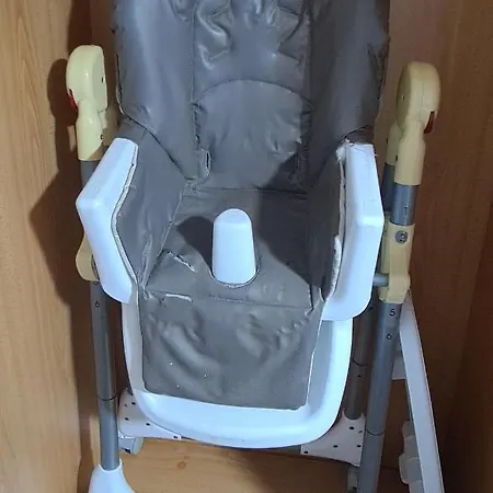 Apartment With A Serene Ocean And Mountain View *